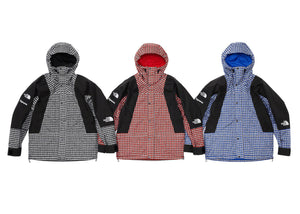 SUPREME NORTH FACE STUDDED MOUNTAIN LIGHT JACKET (2021SS)