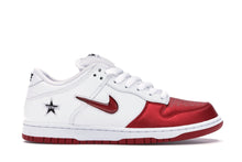 Load image into Gallery viewer, SUPREME SUPREME NIKE DUNK SB LOW